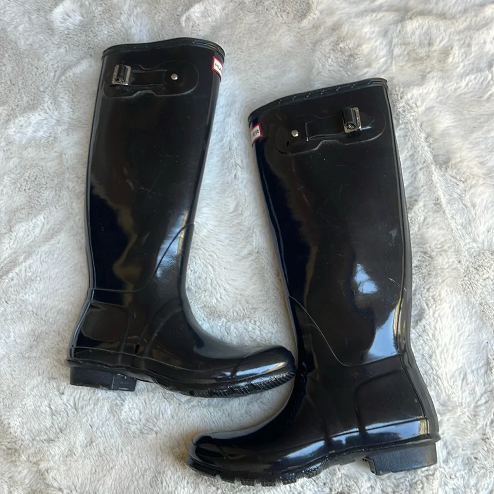 Hunter perfect black boots